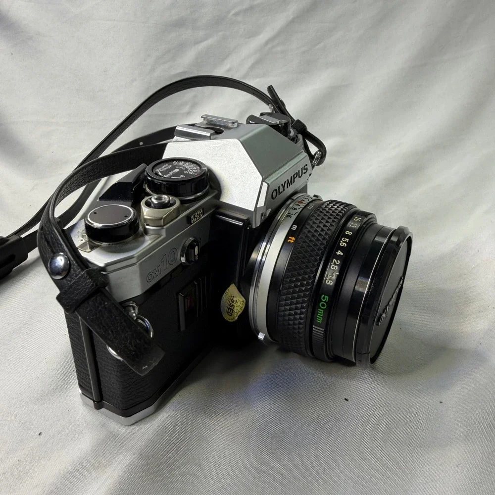 Olympus OM10 35mm Film SLR Camera with Zuiko 50mm f1.8 Lens and Case WORK TESTED